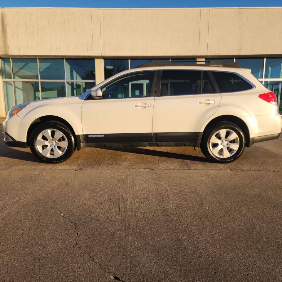 2012 SUBARU Outback