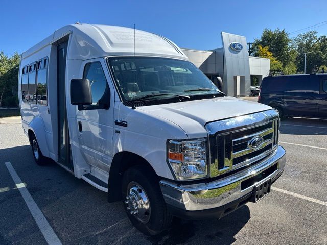 2019 FORD E-350