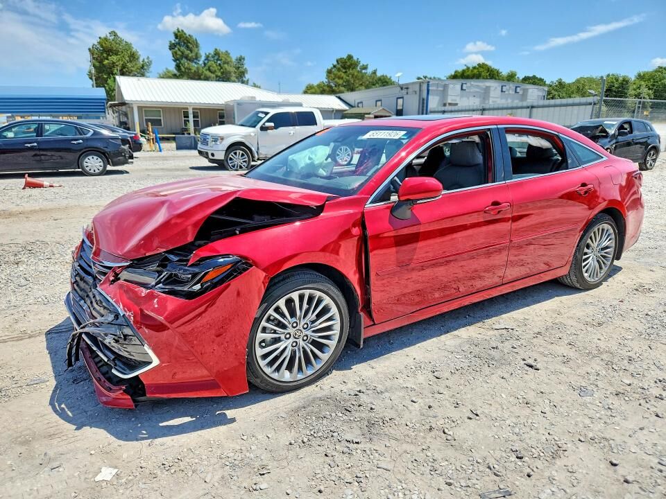 2022 TOYOTA Avalon