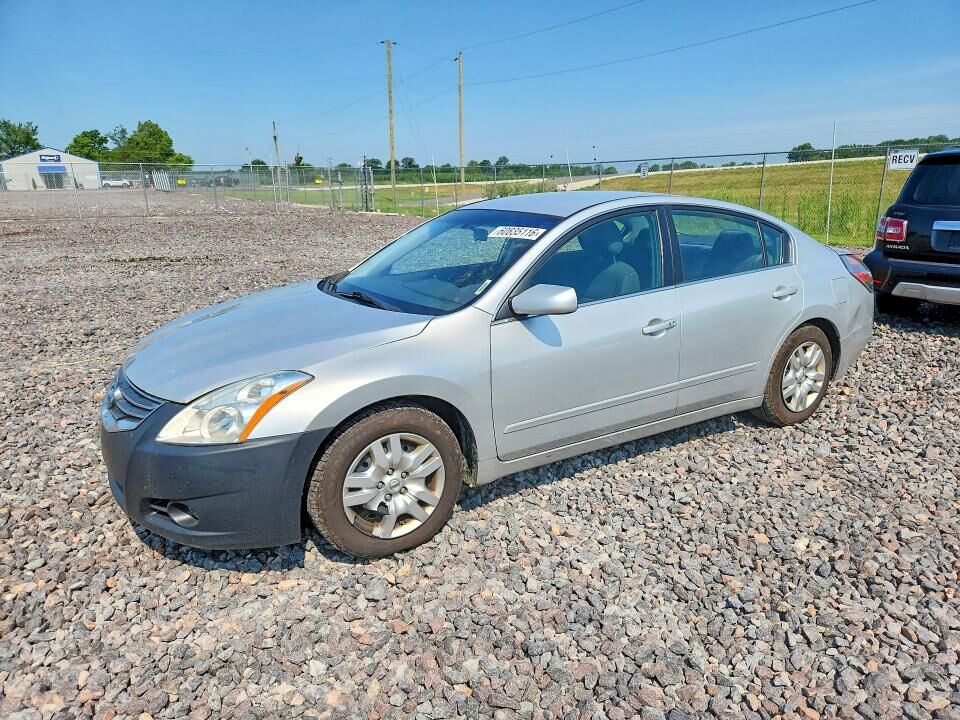2012 NISSAN Altima