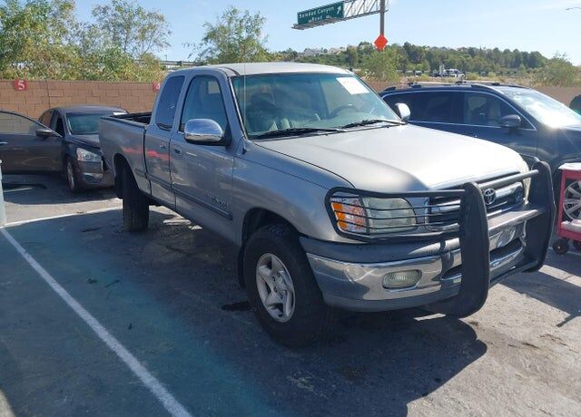 2002 TOYOTA Tundra