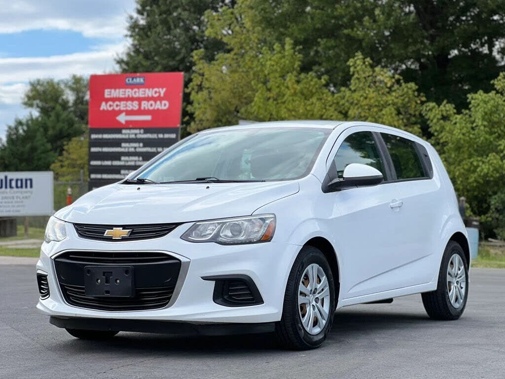 2017 CHEVROLET Sonic