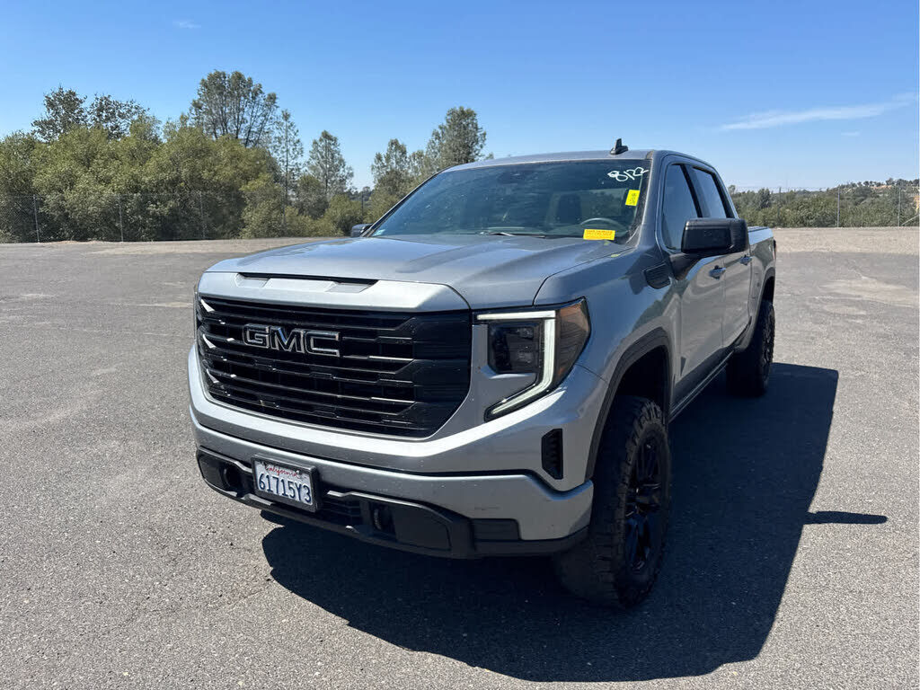 2024 GMC Sierra