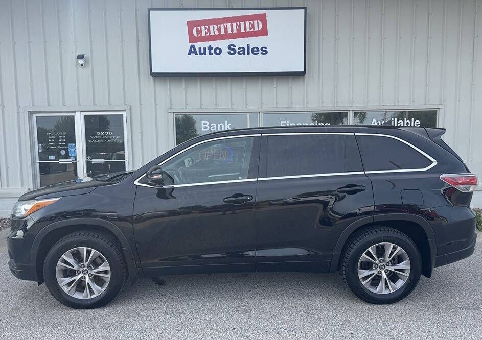 2016 TOYOTA Highlander