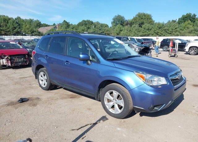 2016 SUBARU Forester