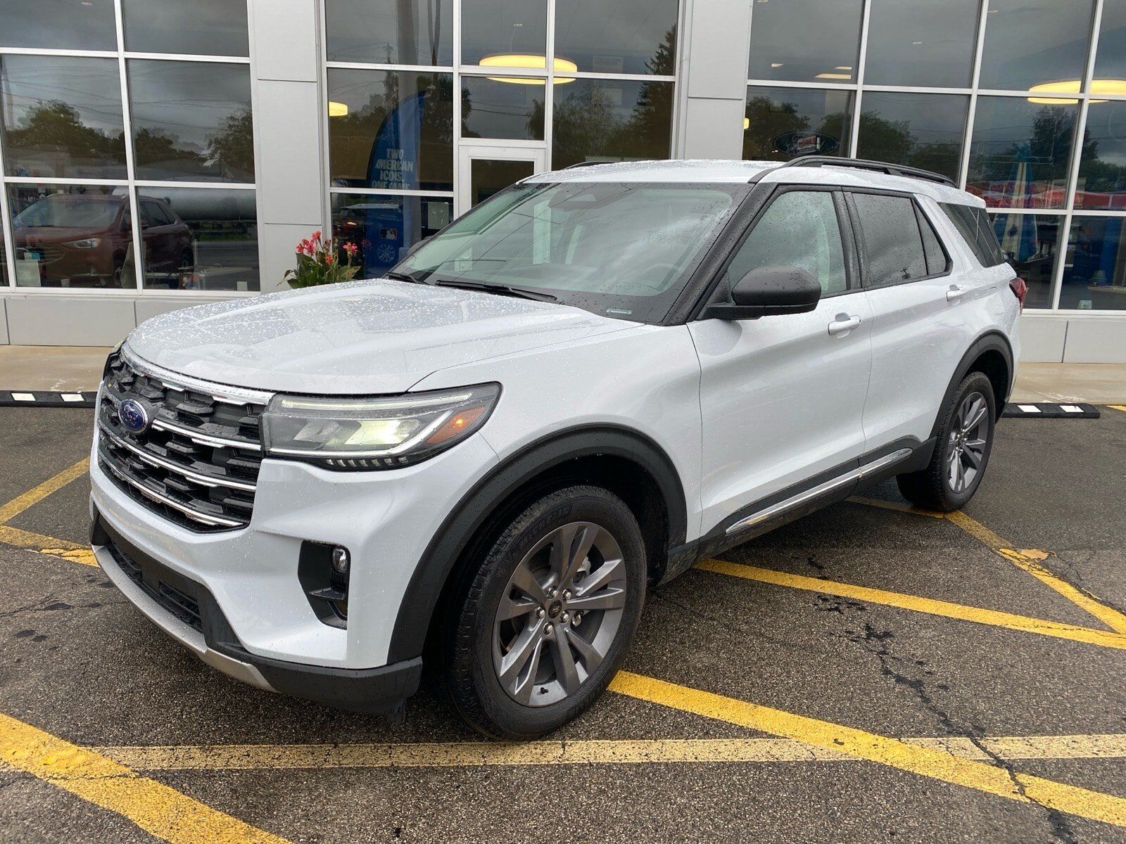 2025 FORD Explorer