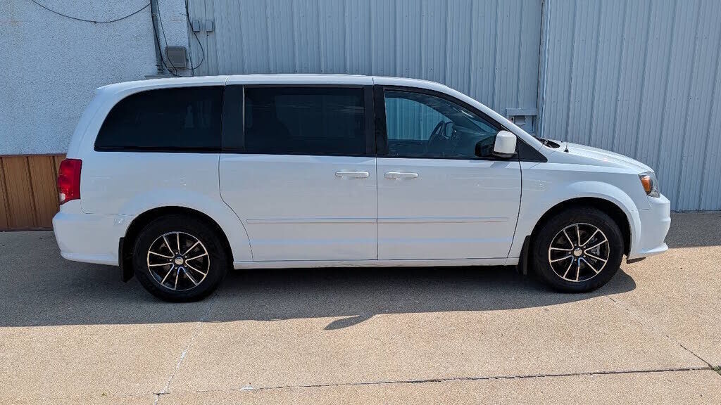 2016 DODGE Grand Caravan