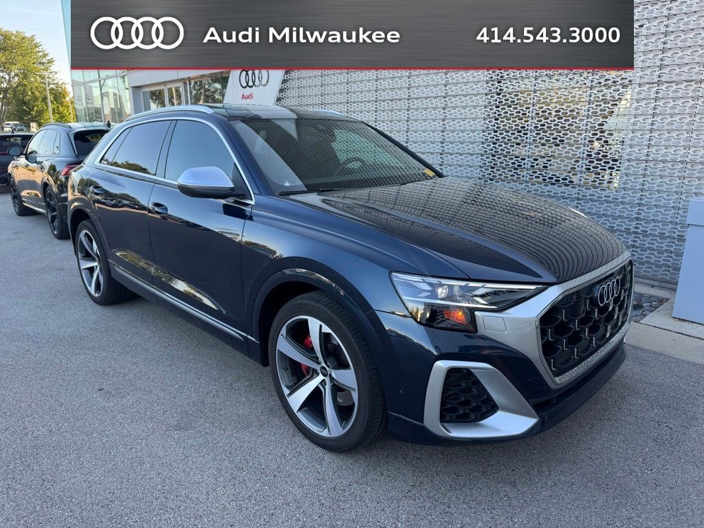 2024 AUDI SQ8