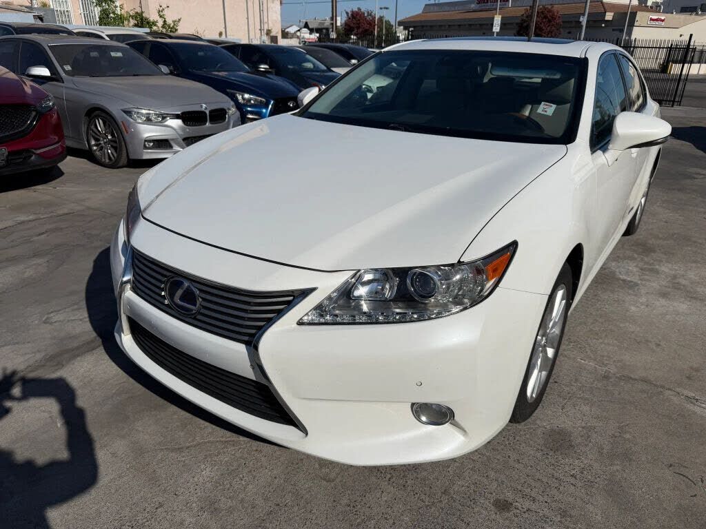 2013 LEXUS ES