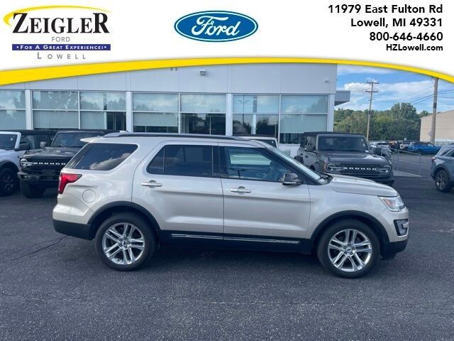 2017 FORD Explorer