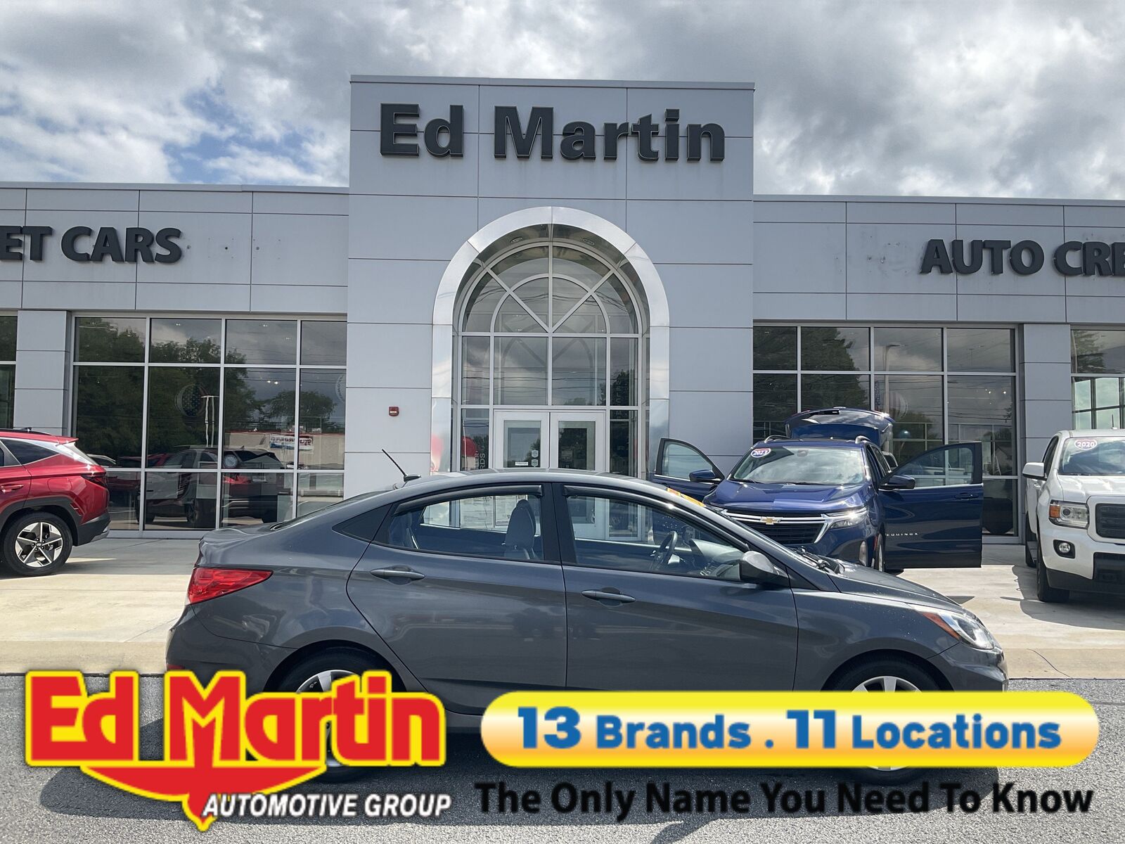 2013 HYUNDAI Accent