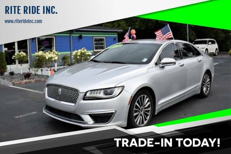 2017 LINCOLN MKZ