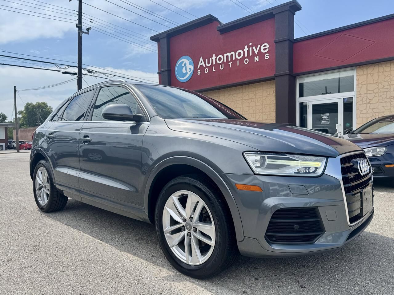 2016 AUDI Q3