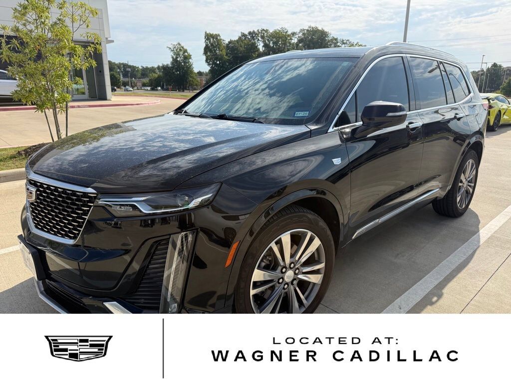 2021 CADILLAC XT6
