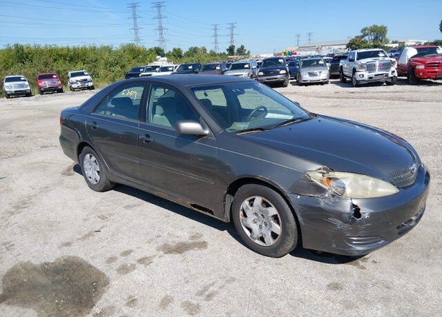 2002 TOYOTA Camry