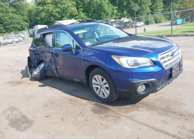 2016 SUBARU Outback
