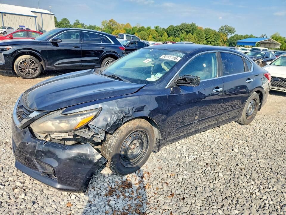 2017 NISSAN Altima