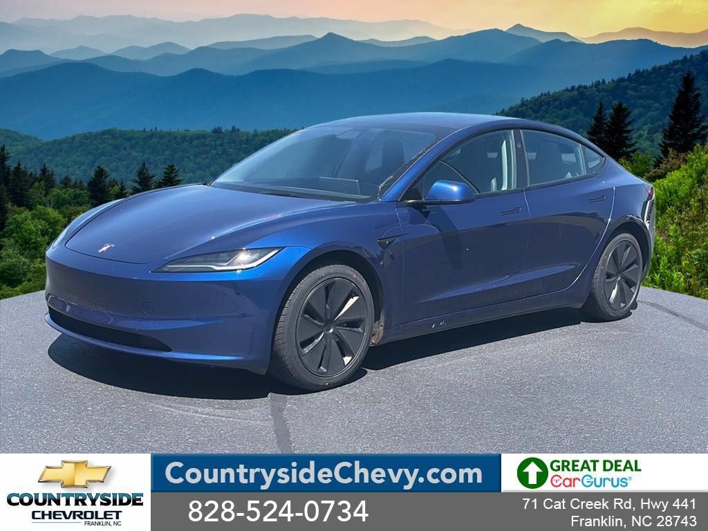 2024 TESLA Model 3