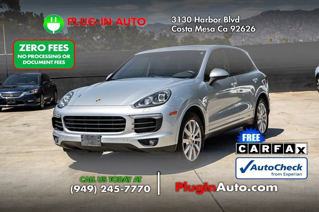 2017 PORSCHE Cayenne
