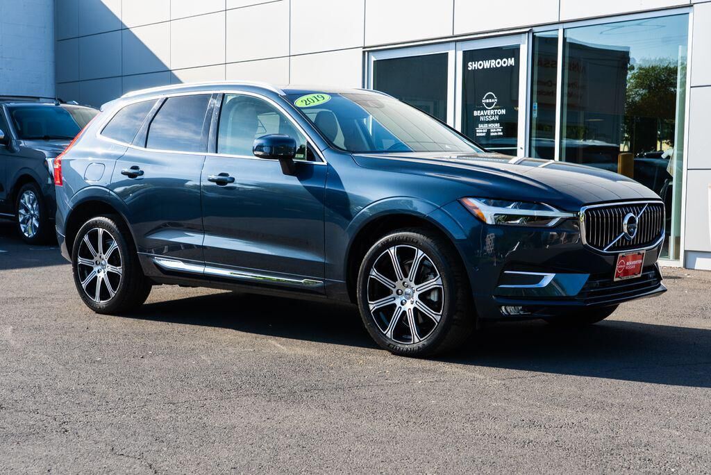 2019 VOLVO XC60