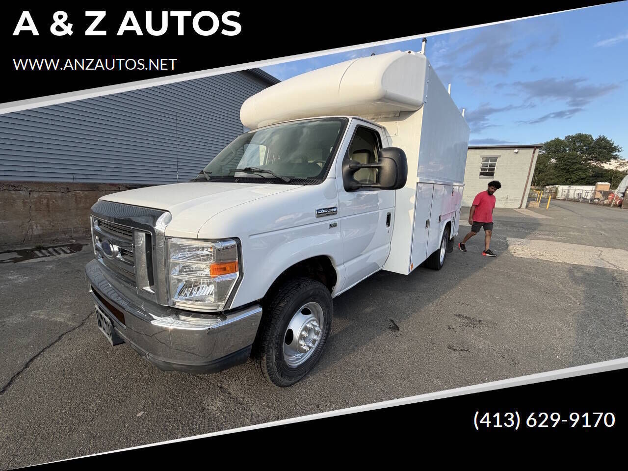 2013 FORD E-350