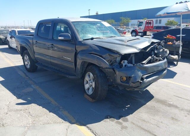 2015 TOYOTA Tacoma