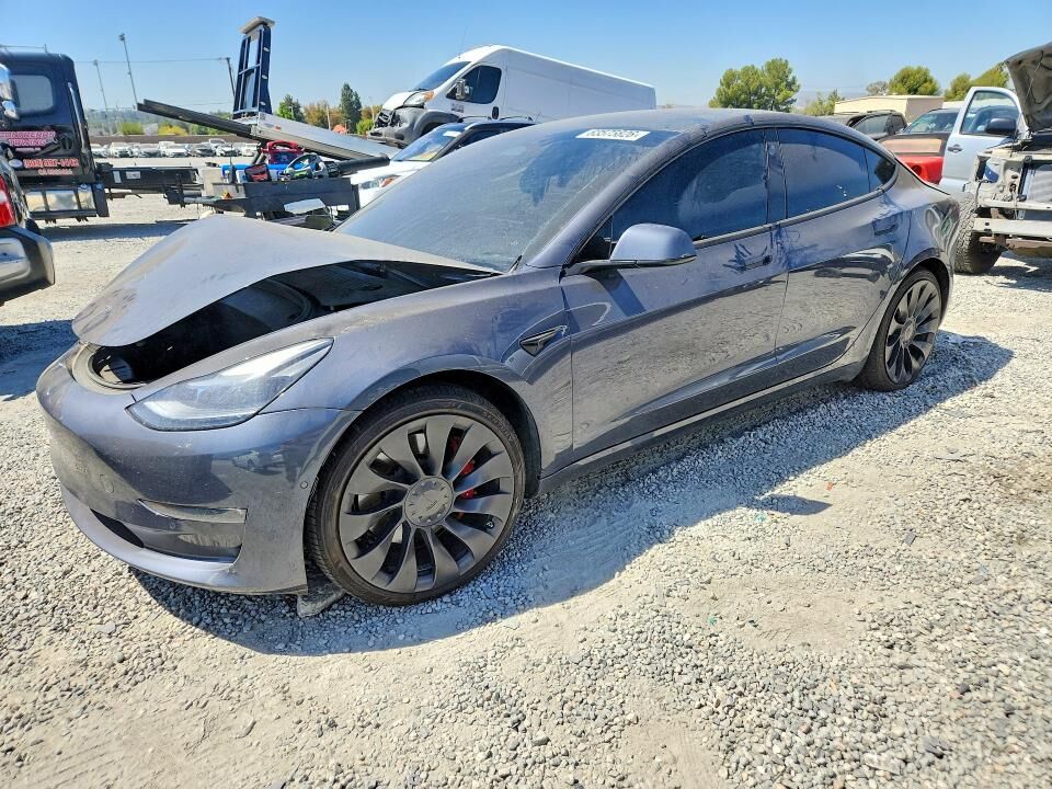2022 TESLA Model 3