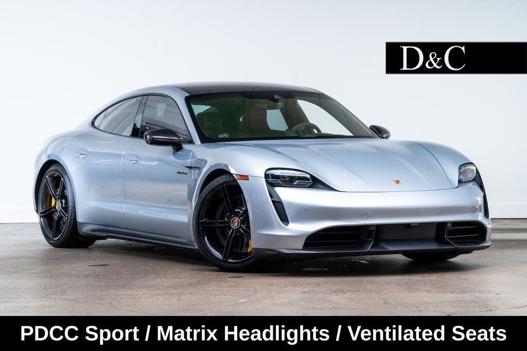 2020 PORSCHE Taycan