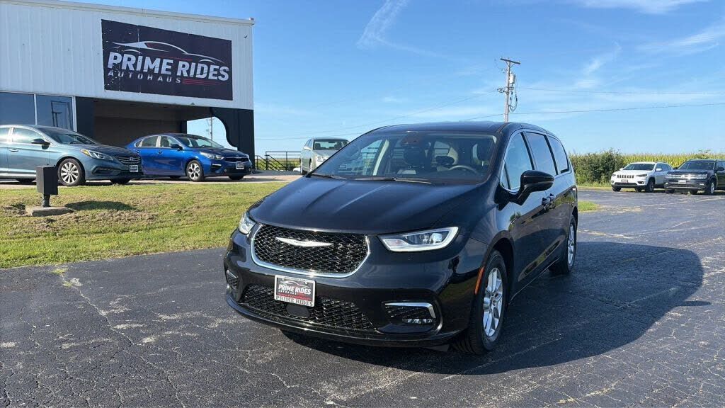 2024 CHRYSLER Pacifica