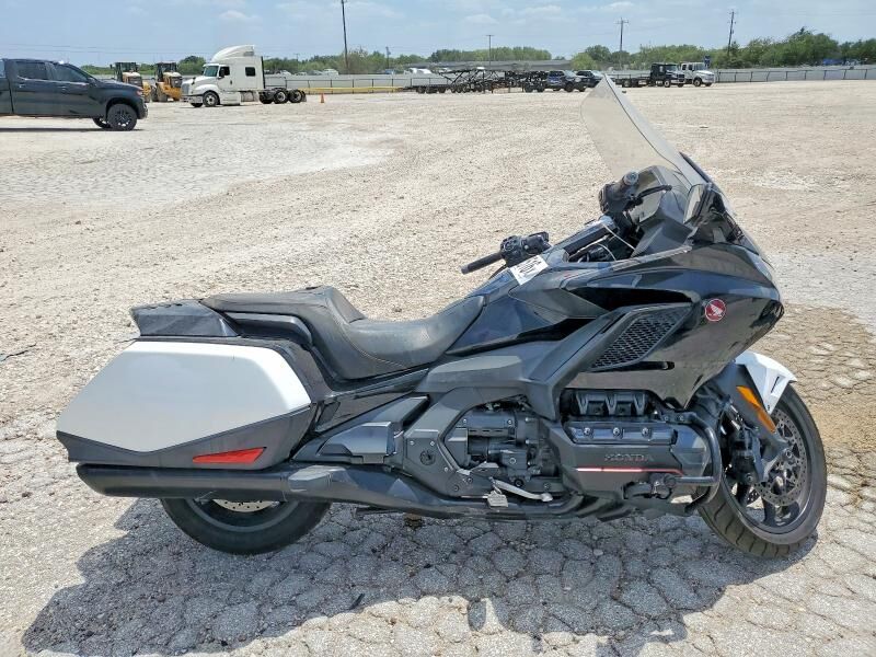 2021 HONDA GL1800