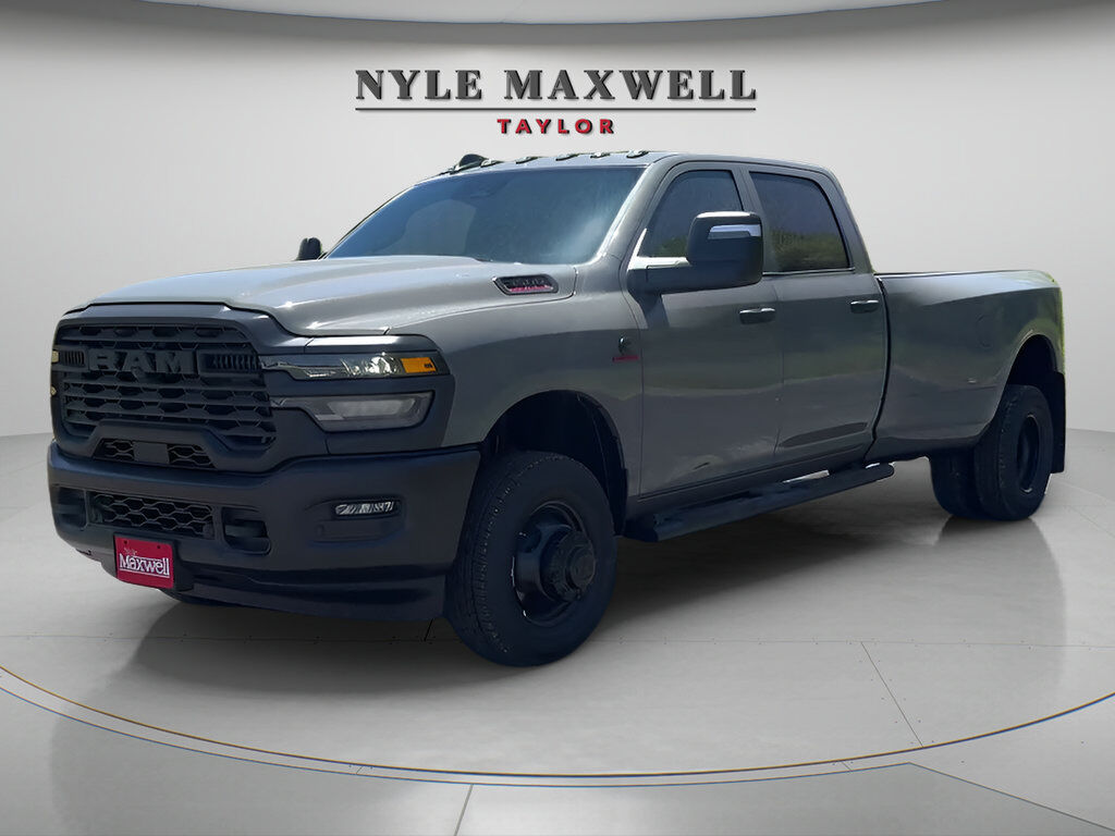 2027 RAM 3500