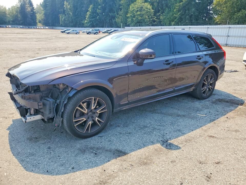 2017 VOLVO V90CC