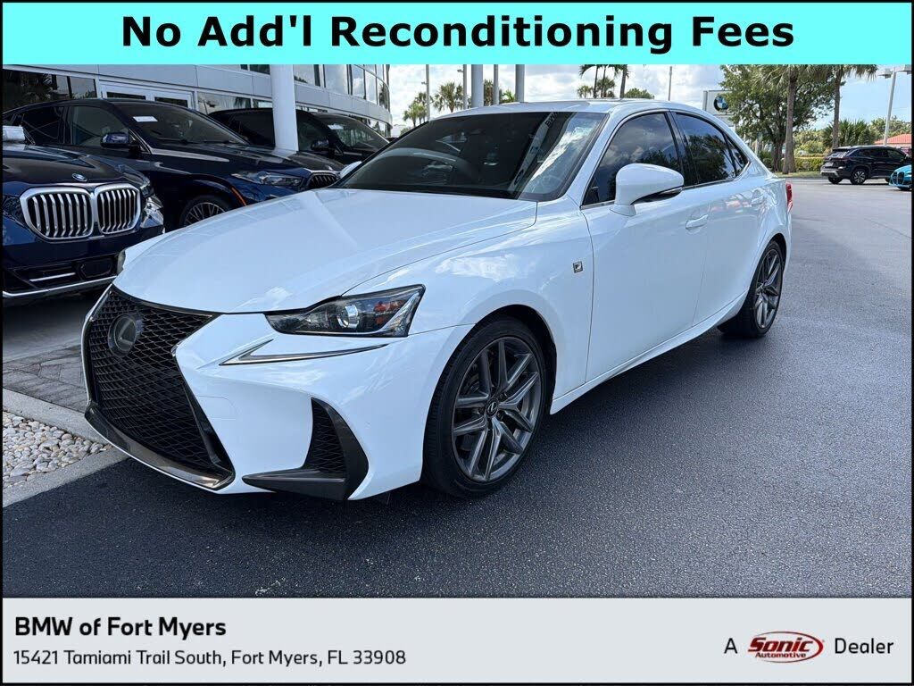 2019 LEXUS IS