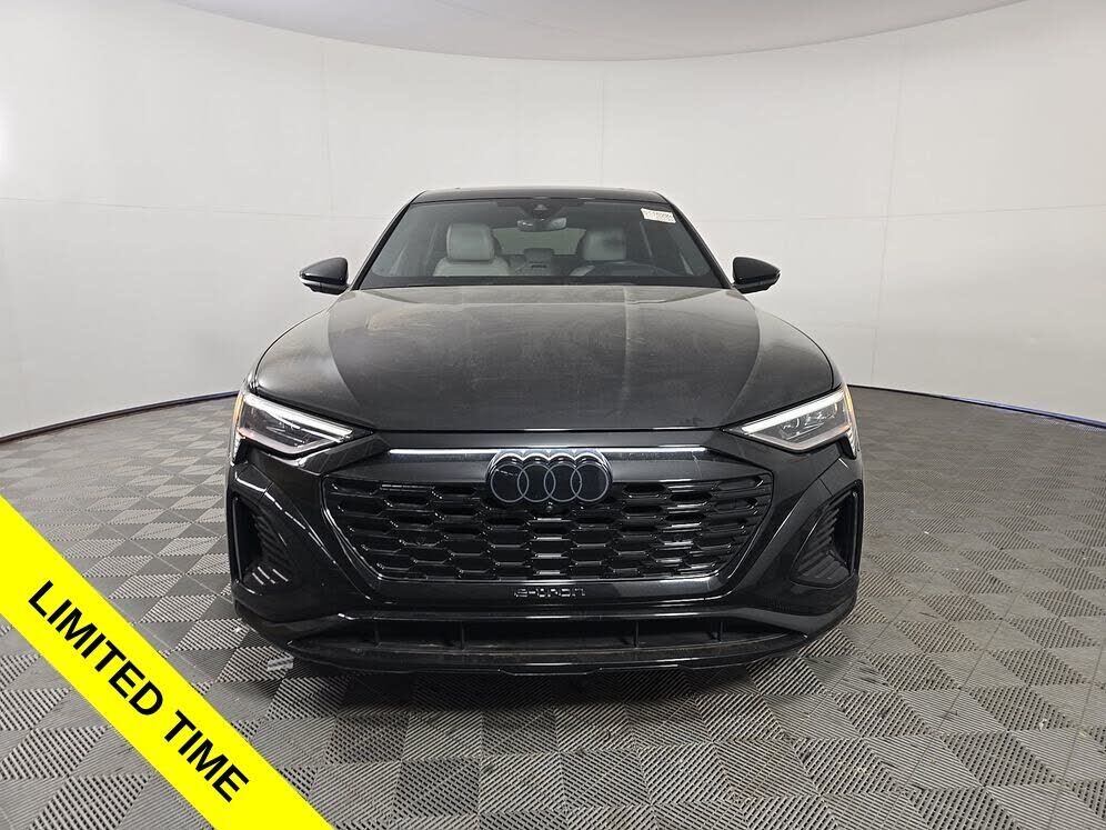 2024 Audi Q8
