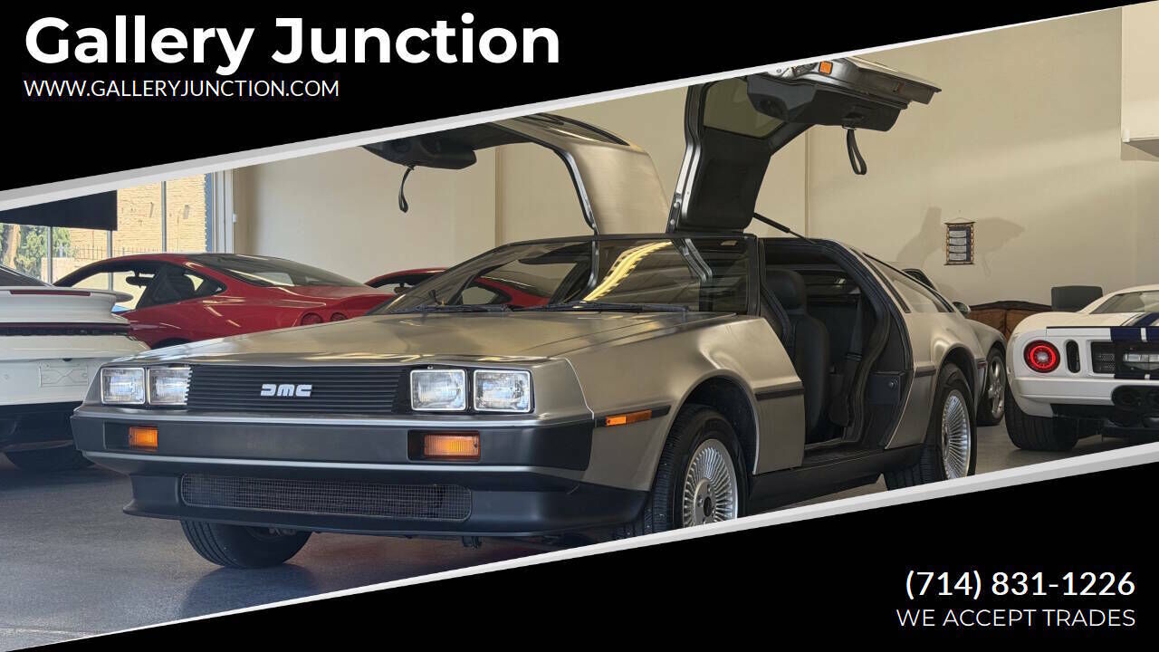 1981 DELOREAN DMC-12