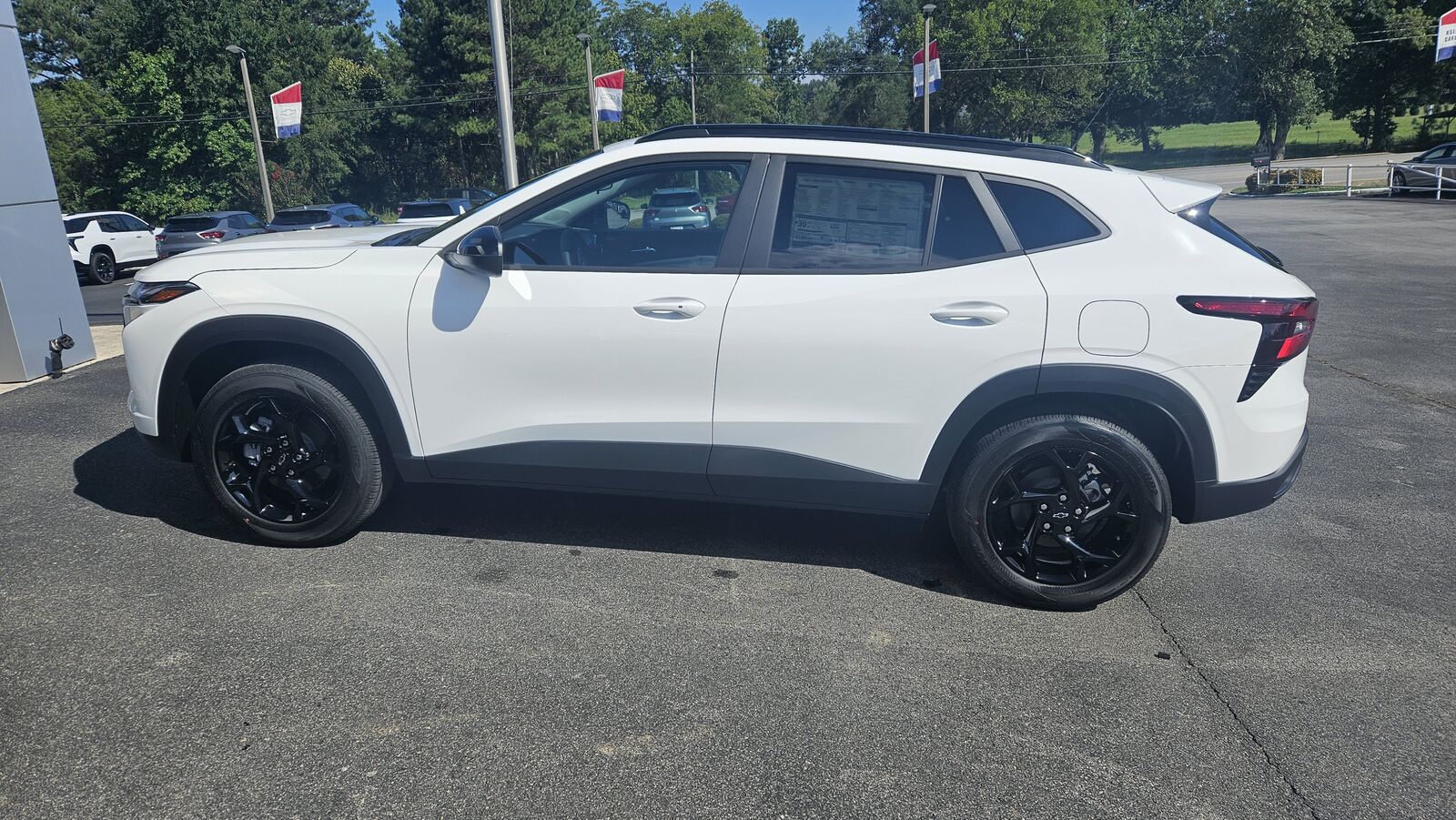 2026 CHEVROLET Trax