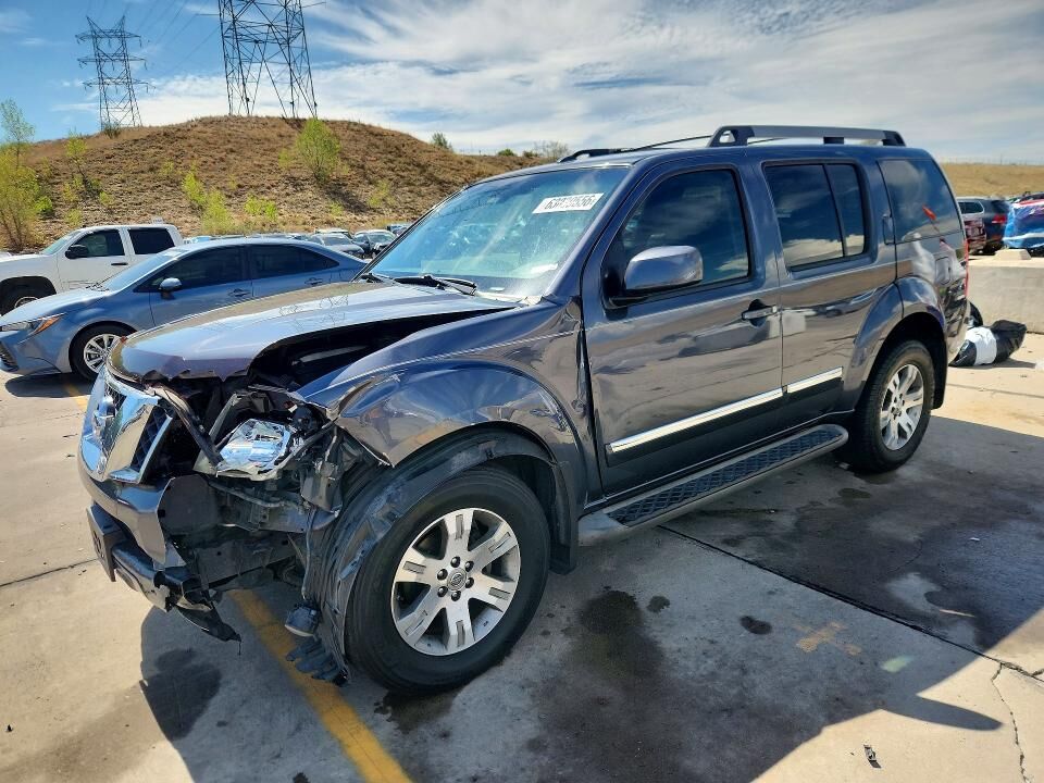 2012 NISSAN Pathfinder