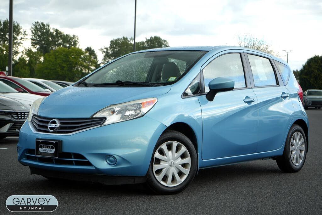 2015 NISSAN Versa