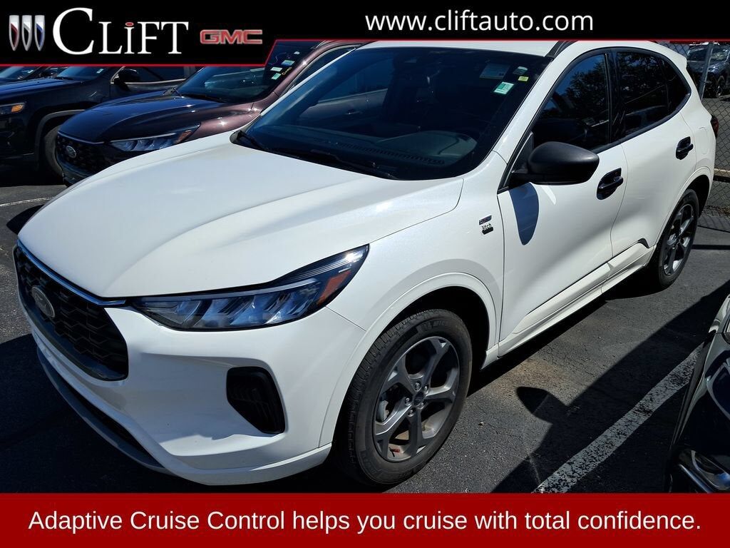 2024 FORD Escape