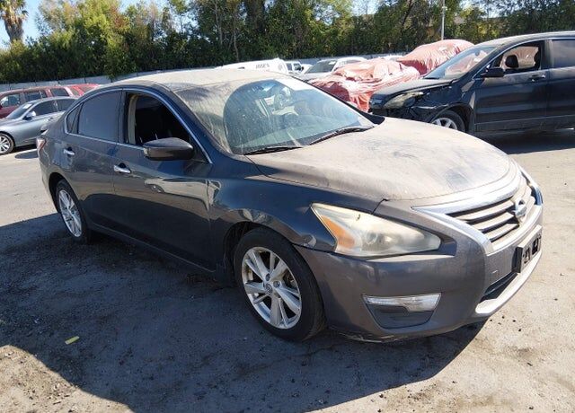 2013 NISSAN Altima
