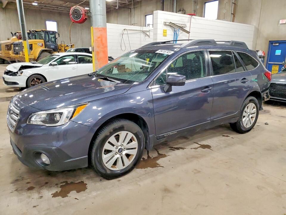 2016 SUBARU Outback