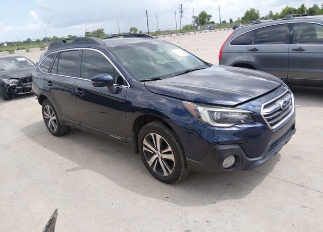 2018 SUBARU Outback