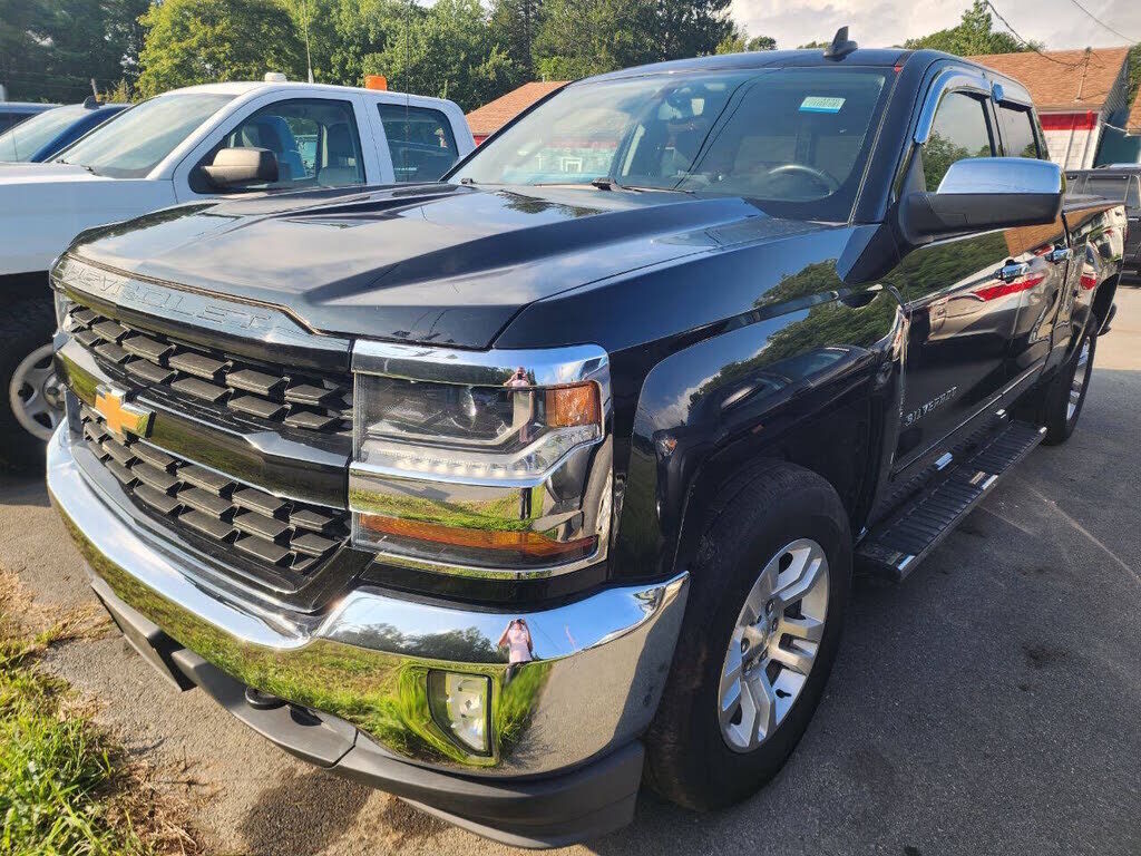 2017 CHEVROLET Silverado