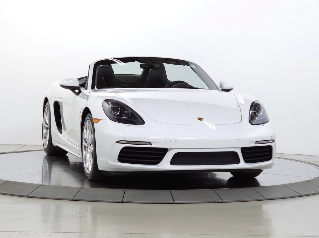 2019 PORSCHE 718