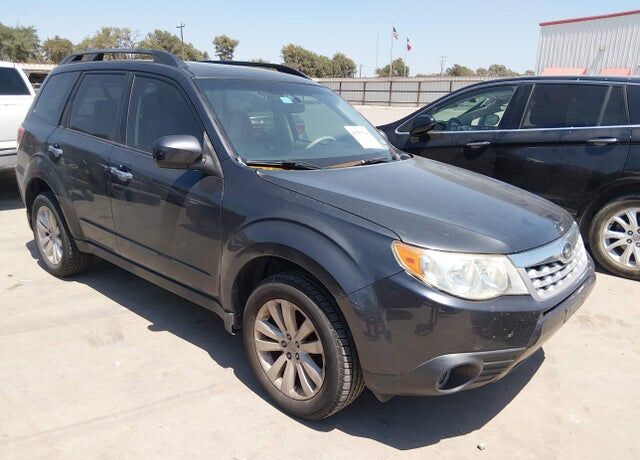 2013 SUBARU Forester