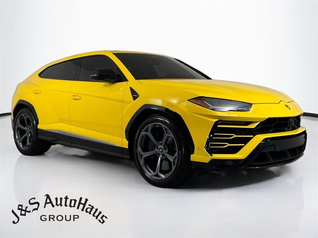 2019 LAMBORGHINI URUS