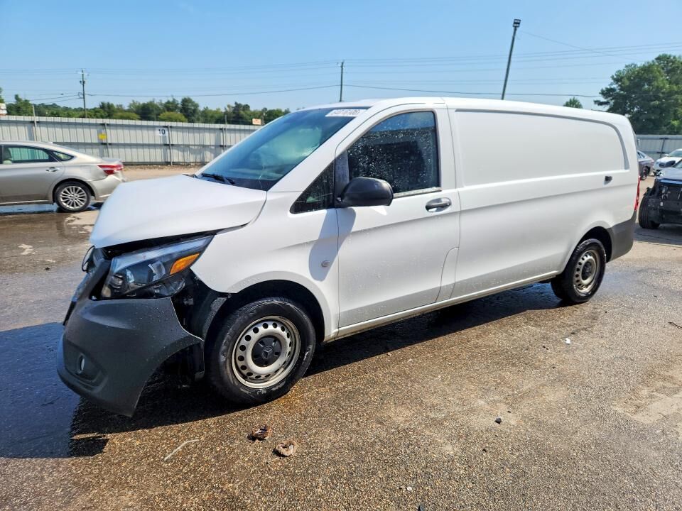2021 MERCEDES-BENZ METRIS