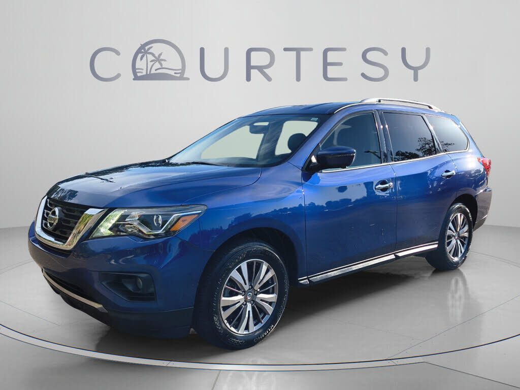 2020 NISSAN Pathfinder