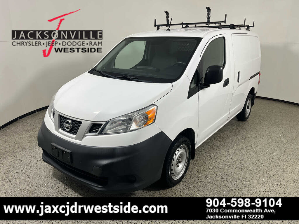 2018 NISSAN NV200