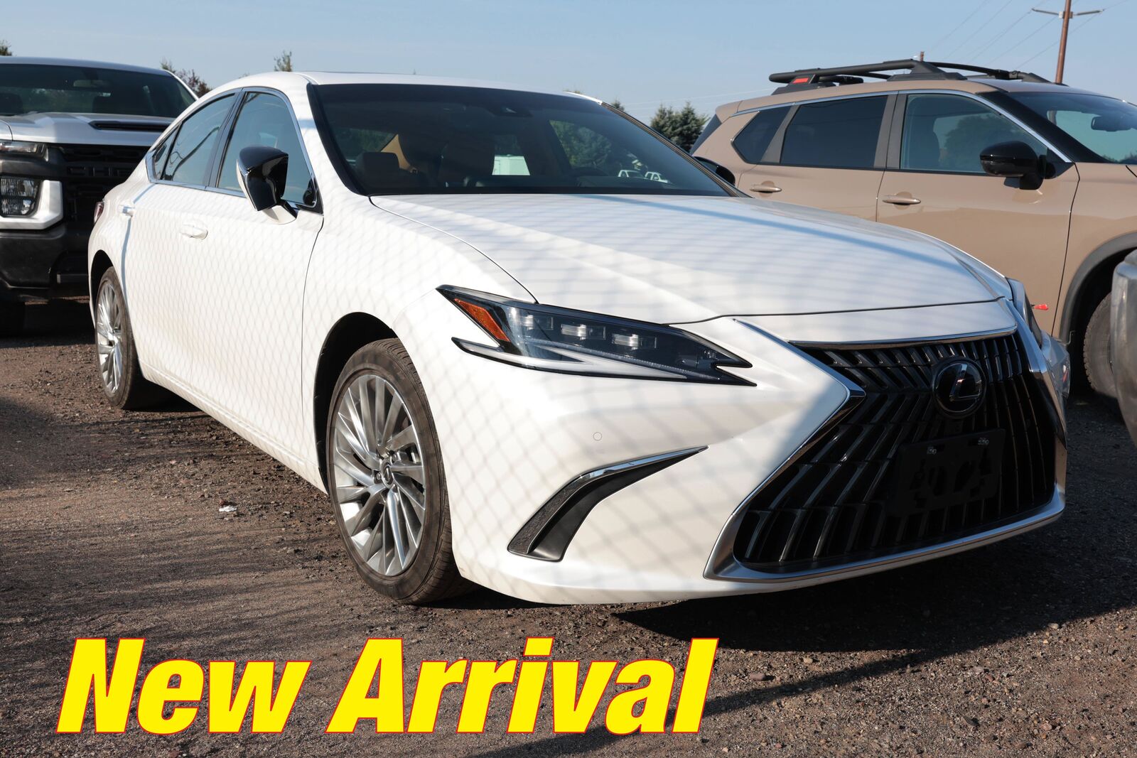 2023 LEXUS ES